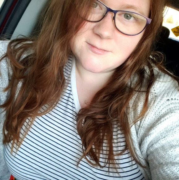 Meet your Posher, Katty - Picture 3 of 3